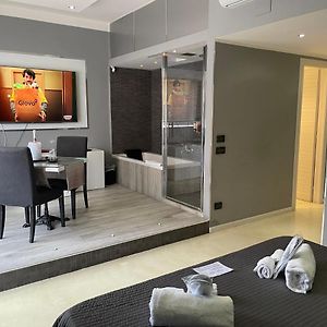 Gardenia Luxury Room
